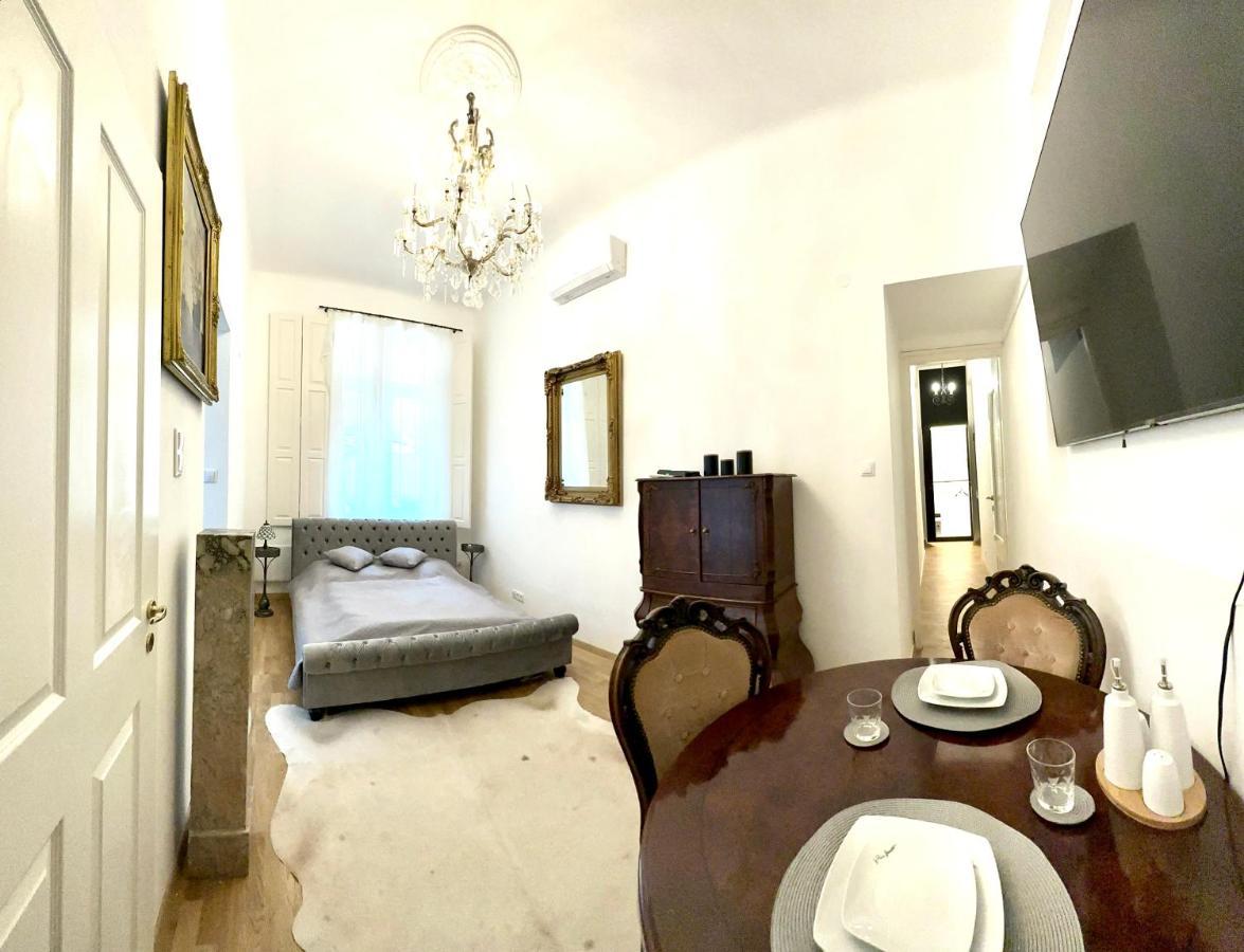 Central River Apartment Danube Budapesta Exterior foto